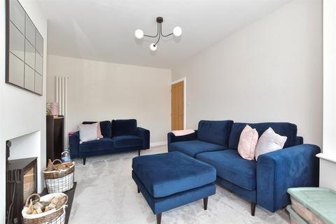 4 bedroom semi-detached house for sale, Sterling Road, Sittingbourne ME10