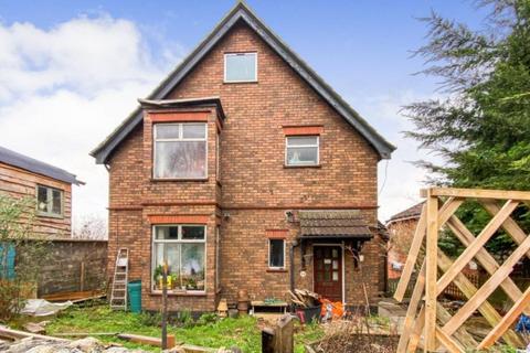 138 Bedminster Down Road, Bristol, BS13 7AF