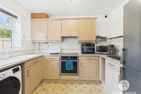 8 Faroes Close, Blackburn, BB2 3EL