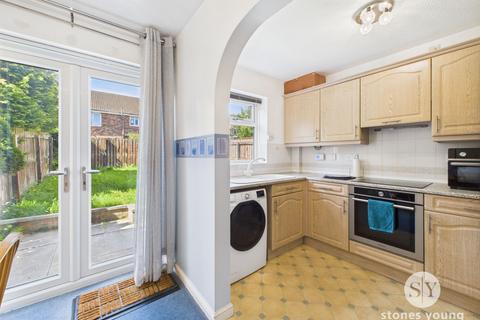 8 Faroes Close, Blackburn, BB2 3EL