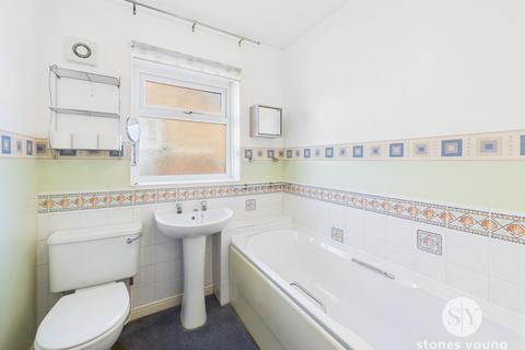 8 Faroes Close, Blackburn, BB2 3EL