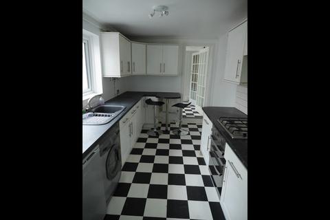 5 bedroom terraced house to rent, Stanley Road, East Sussex BN1