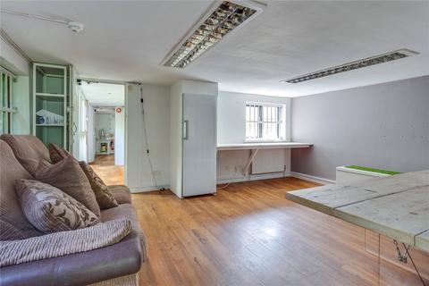 undefined, High Street, Berkshire RG10