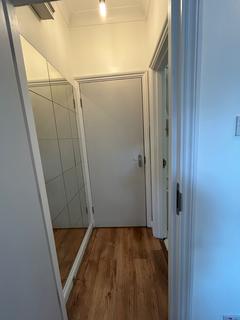 Studio to rent, St Thomas's Road N4 2QH