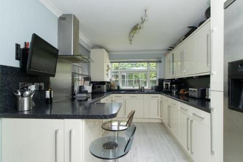 4 bedroom detached house for sale, Lismore Road, Herne Bay