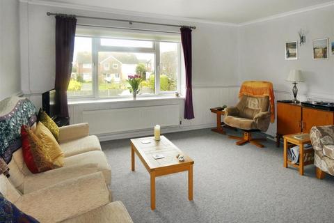 2 bedroom apartment for sale, Shaftesbury Road, Rustington BN16