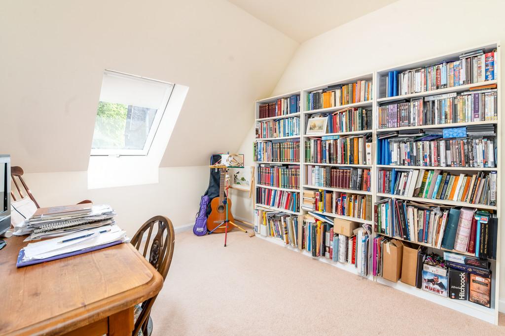 012-70d Birkhill Rd