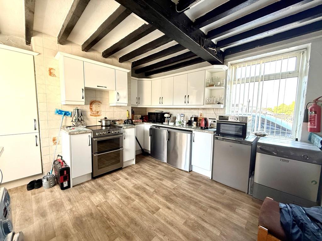 30 warsop road kitchen