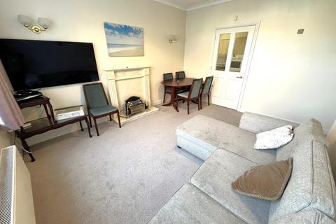 2 bedroom ground floor flat for sale, Lindsay Road, Westbourne