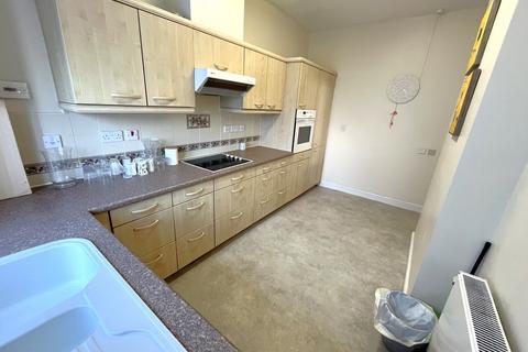 2 bedroom ground floor flat for sale, Lindsay Road, Westbourne