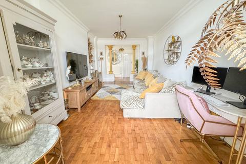 8 bedroom detached house for sale, Spa Road, Hockley
