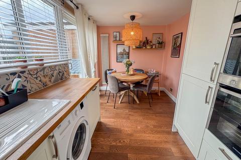 19 Banyard Way, Rochford, SS4 1UQ