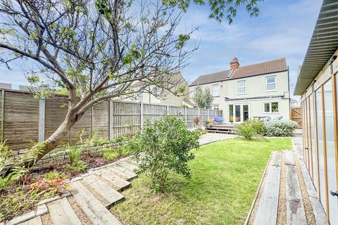 22 Caulfield Road, Shoeburyness, Southend-on-sea, SS3 9LA