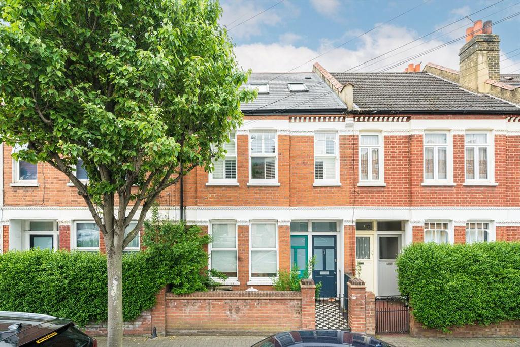 Sw17 Coverton Road, London SW17 2 bed flat - £2,200 pcm (£508 pw)