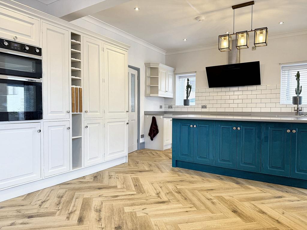 Open Plan Kitchen Living