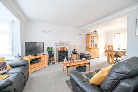 3 bedroom semi-detached house for sale, De Lapre Close, Orpington