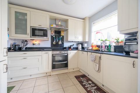 7 De Lapre Close, Orpington, BR5 4HR