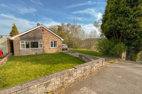 2 bedroom detached bungalow for sale - Bungalow & Adjoining Building Plot, Trinity View, Ketley Bank, TF2 0DX