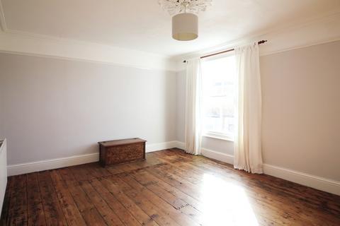 2 bedroom terraced house to rent, Westminster Road, Chester CH2