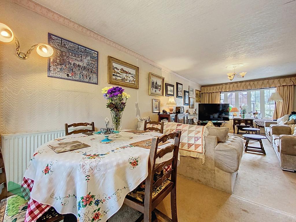 Dining Area through to Lounge