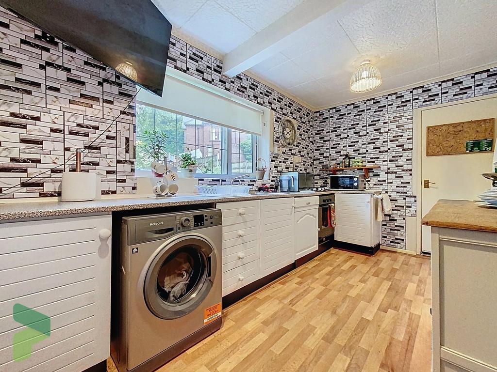 Fitted Kitchen