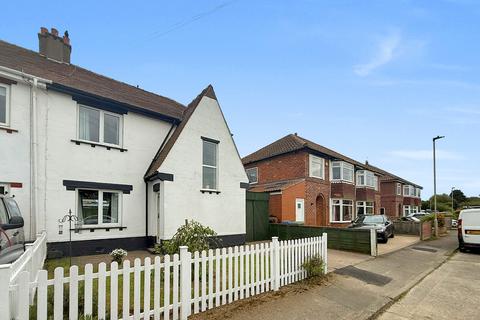 3 bedroom semi-detached house for sale, Scholes Park Drive, Scarborough YO12