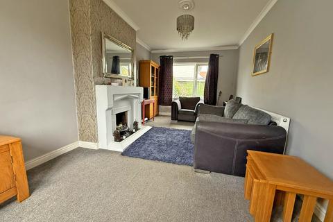 3 bedroom semi-detached house for sale, Scholes Park Drive, Scarborough YO12