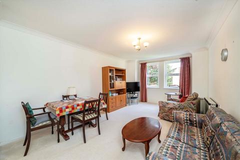 1 bedroom flat for sale, Church Lane, London SW19