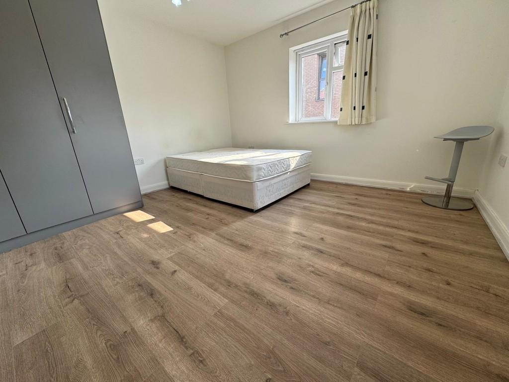 Photo 2025 05 07 18 45 05