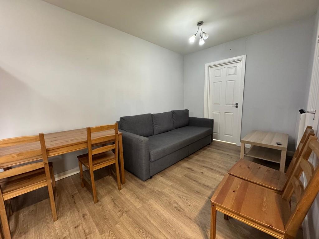 Photo 2025 05 07 18 45 07 2