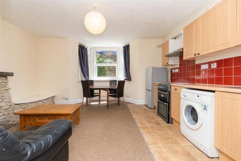 2 bedroom ground floor flat for sale, Garden Flat, North Road, St Andrews, Bristol