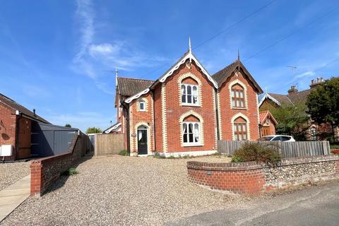 3 bedroom semi-detached house for sale, Bacton Road, North Walsham