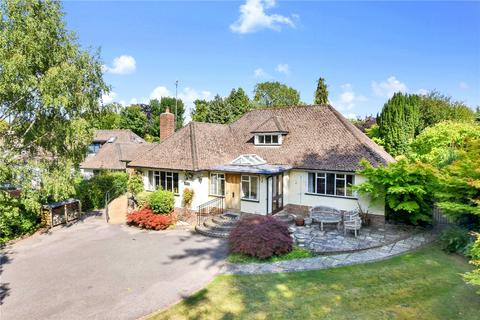 Chalk Lane, East Horsley, KT24
