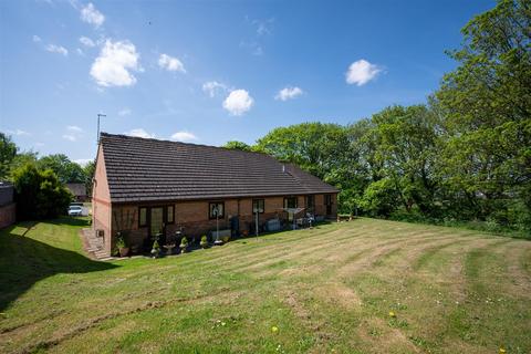 1 bedroom bungalow for sale, Brookview Court, Dronfield