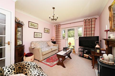 1 bedroom bungalow for sale, Brookview Court, Dronfield