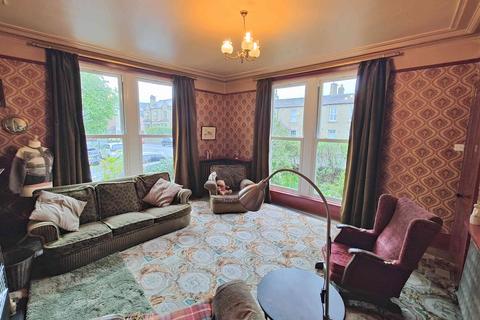 undefined, Bradford Road, Brighouse HD6