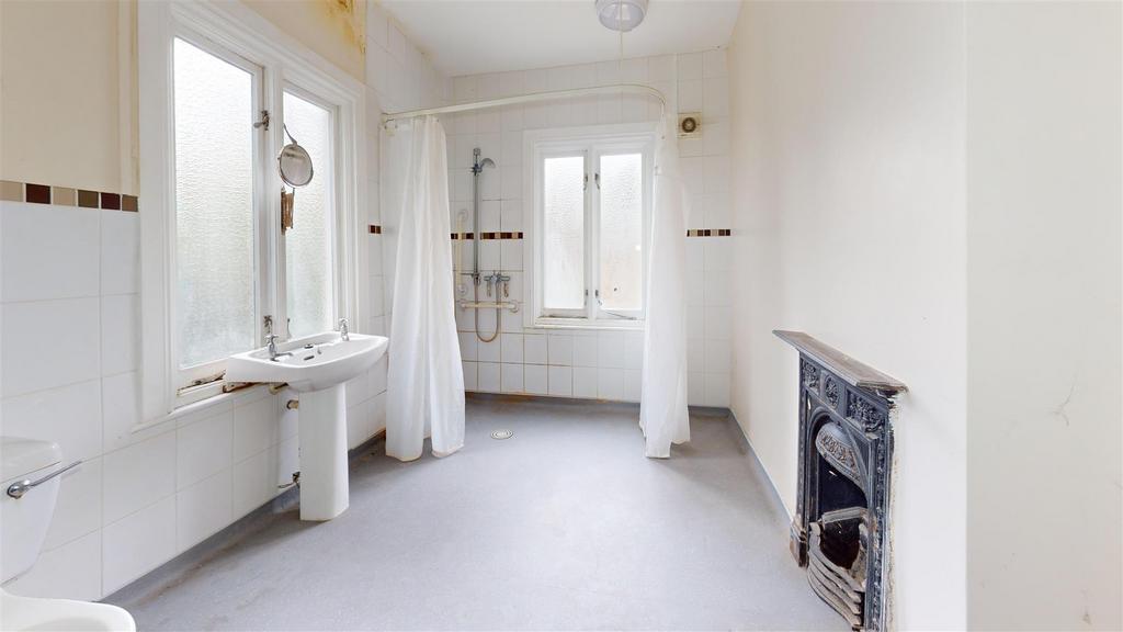 Alderney-Road-Bathroom.jpg