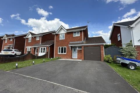 3 bedroom detached house for sale, Greystones Crescent, Mardy, Abergavenny, NP7