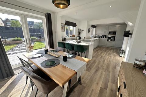 3 bedroom detached house for sale, Greystones Crescent, Mardy, Abergavenny, NP7