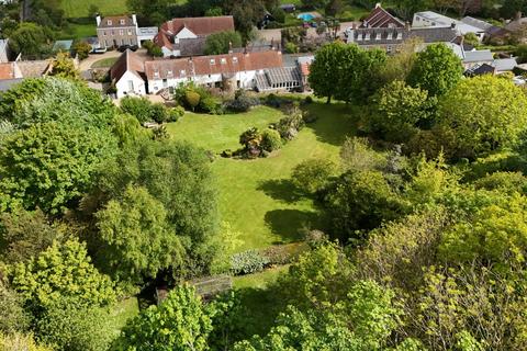 undefined, Kings Mills, Castel