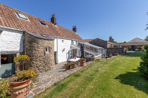 undefined, Kings Mills, Castel