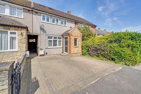 7 Severn Road, Aveley, South Ockendon, RM15 4NR