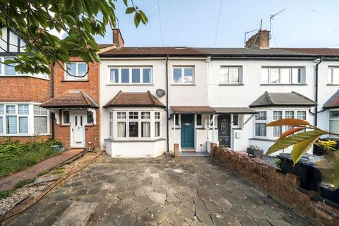 35 Cecil Road, London, W3 0DB