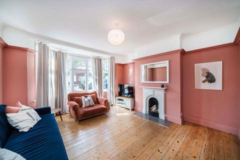 35 Cecil Road, London, W3 0DB