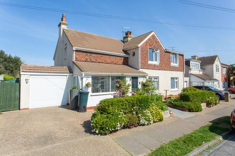 5 bedroom detached house for sale, Osborne Gardens, Herne Bay, CT6