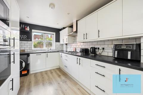 12 Cornford Close, Portslade, Brighton, BN41 2JE