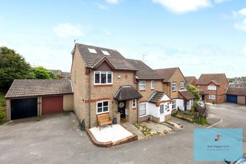 12 Cornford Close, Portslade, Brighton, BN41 2JE