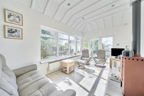 3 bedroom bungalow for sale, St. Michaels Close, Alphington, Exeter