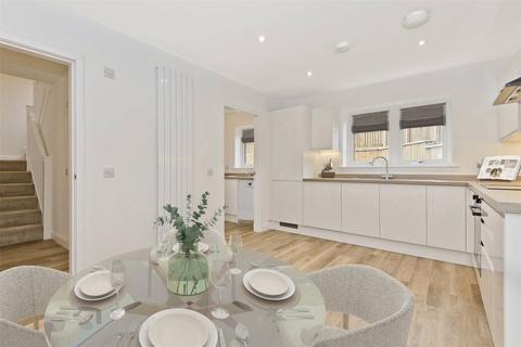 4 bedroom detached house for sale, Paton Close, Methven, PH1