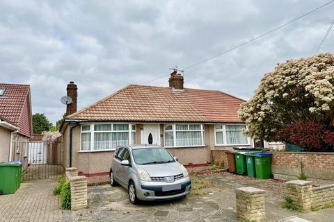28 Barry Avenue, Bexleyheath, DA7 5LL
